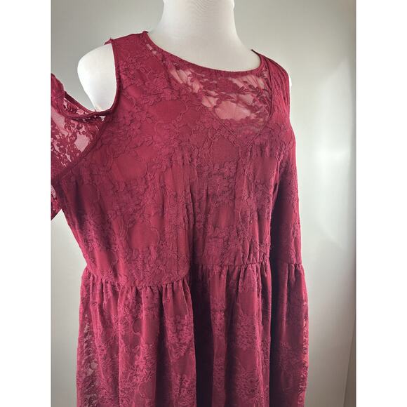 Torrid Babydoll Stretch Lace Cold Shoulder Top Biking Red Plus Size 4 4X - Picture 13 of 15